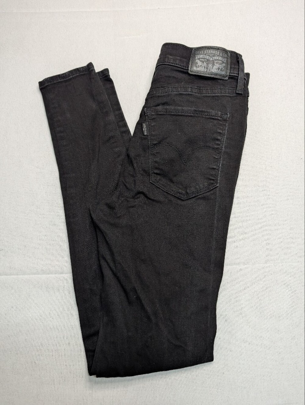 Levi's High-Rise Black Women's Jeans